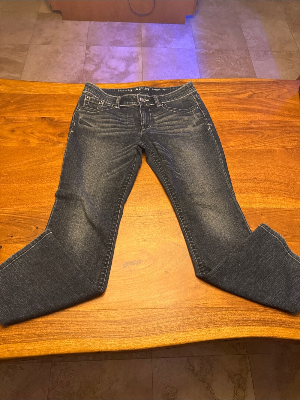 Women’s Dark Wash Bootcut Jeans